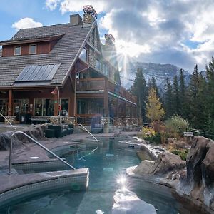 The Hidden Ridge Resort